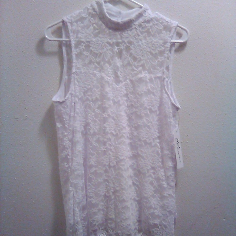 🎉 SALE! NY Collection White Lace Blouse